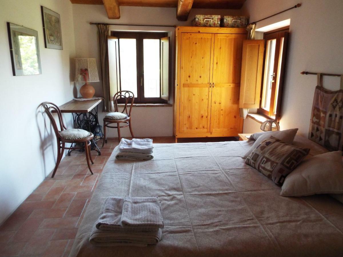 Agriturismo Frallarenza Ficulle Exteriör bild