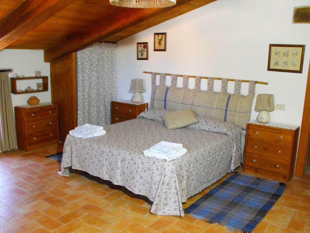 Agriturismo Frallarenza Ficulle Exteriör bild