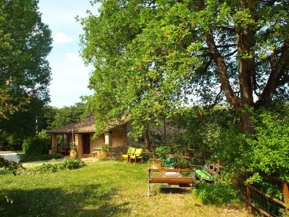 Agriturismo Frallarenza Ficulle Exteriör bild